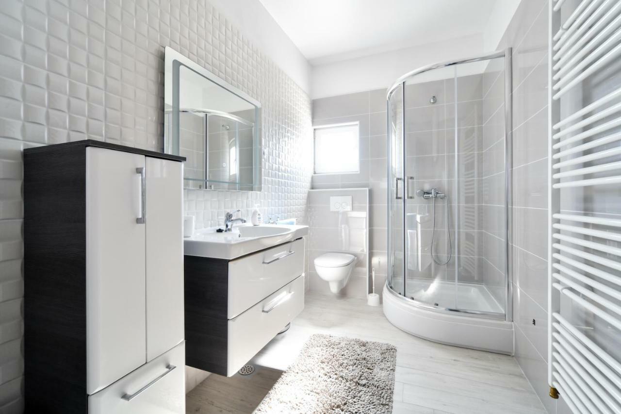 Apartman Novokmet-Crno Hotel Задар Екстериор снимка
