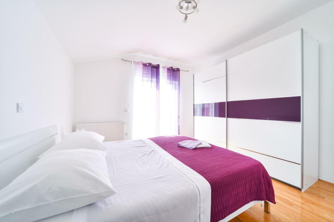 Apartman Novokmet-Crno Екстериор снимка